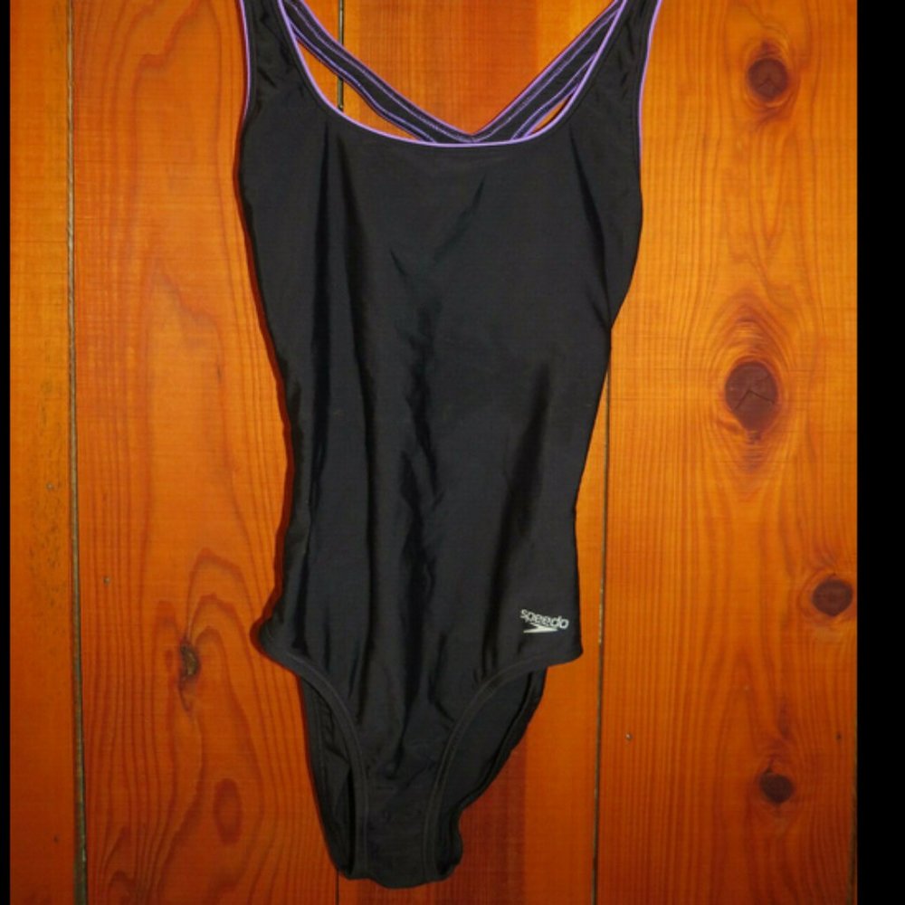 Size 6 Speedo One Piece Swimsuit Bathing Suit